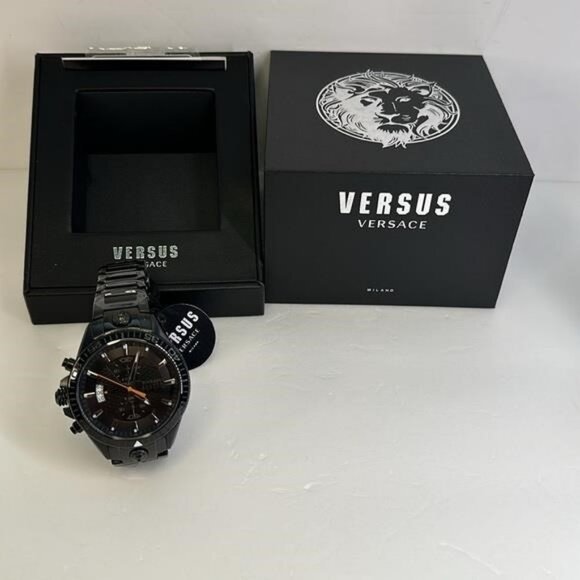 New Authentic Versus Griffith Bracelet Watch - Picture 10 of 10